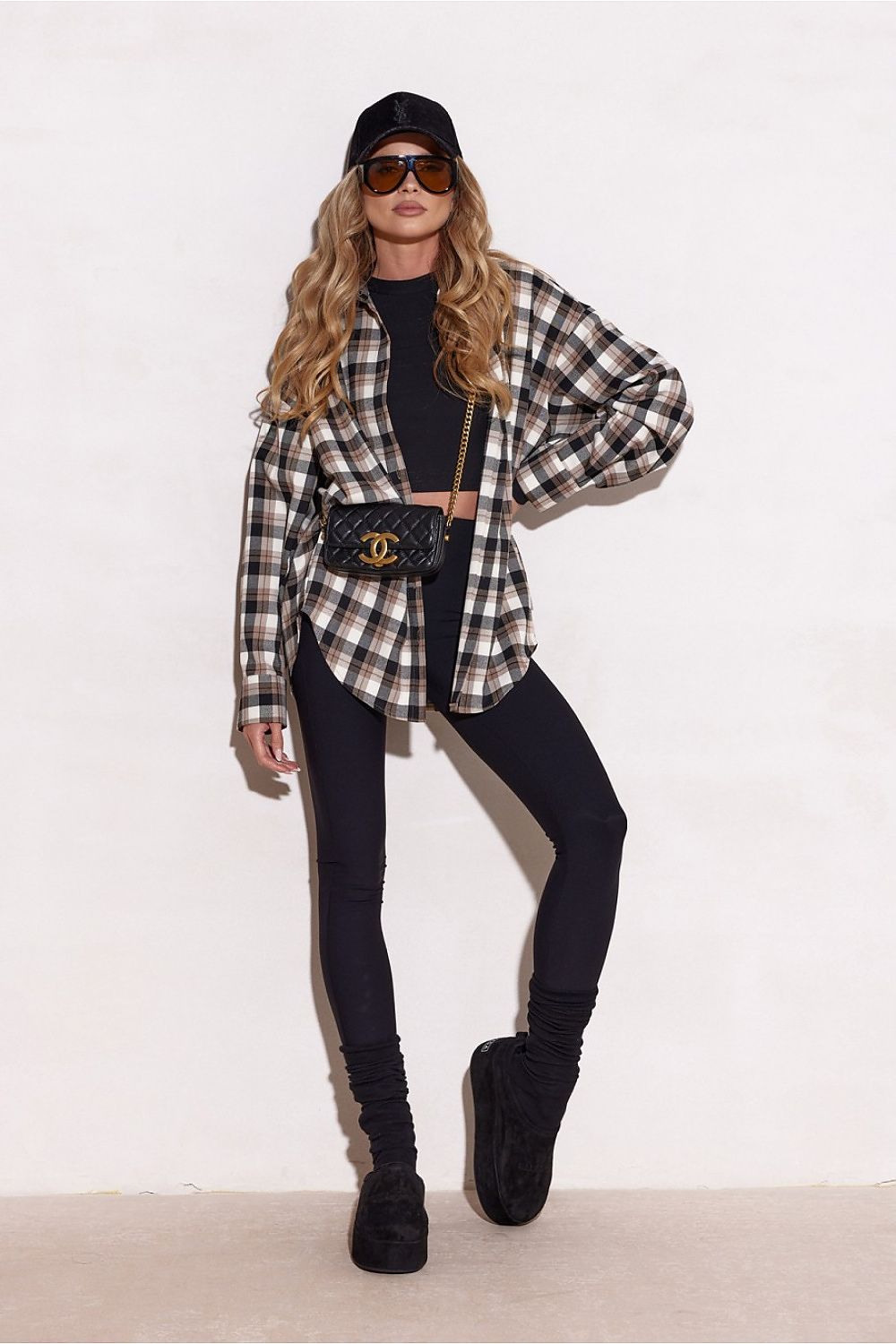  Long sleeve shirt model 220468 Roco Fashion 