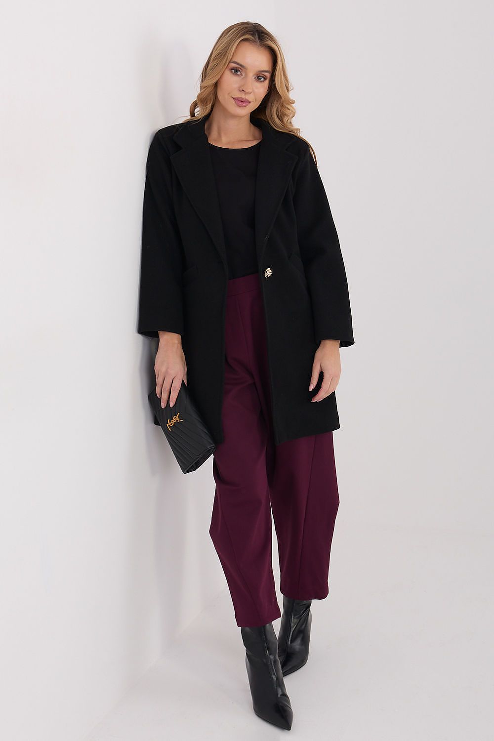  Coat model 222159 Italy Moda 